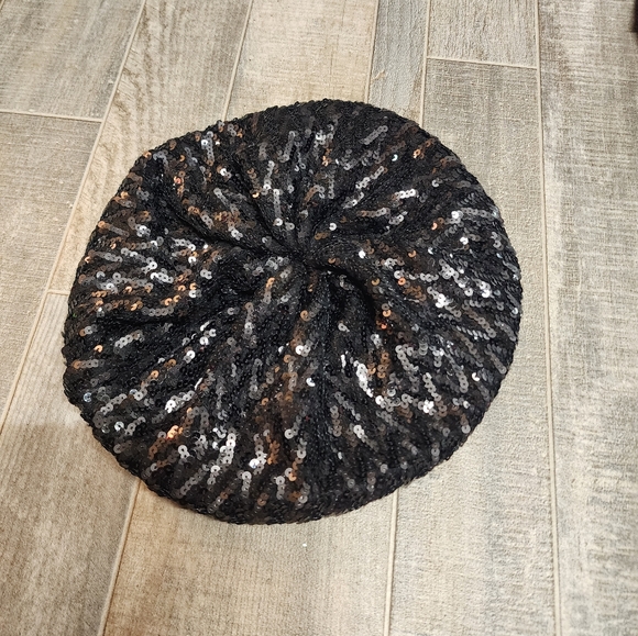 Rachel Zoe black sequence beret hat - Picture 2 of 7